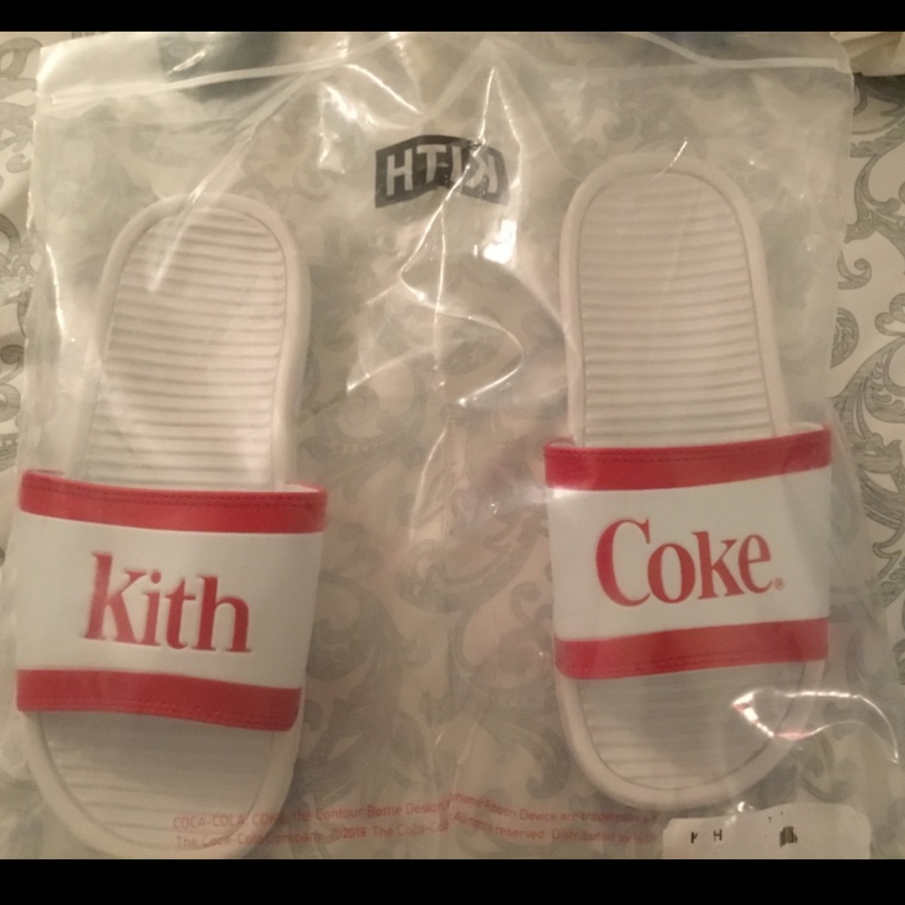 Kith x Coca Cola slides